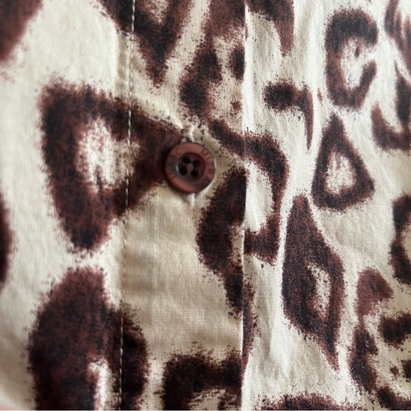 Isaac Mizrahi Leopard Top Womens - Picture 5 of 6